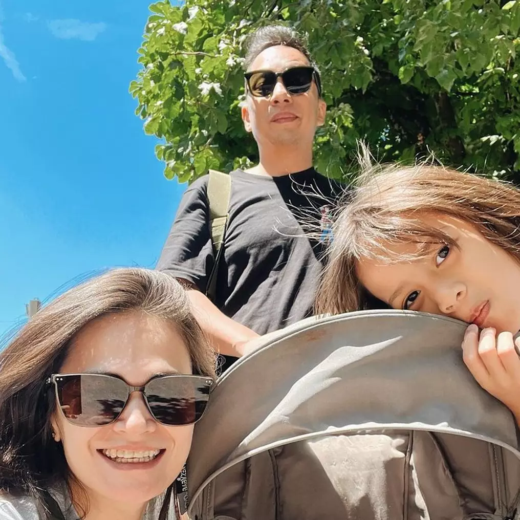 7 Cara Ringgo Agus liburan mewah sama keluarga tak bikin kantong tipis, pilih nyuci dan masak di Swiss