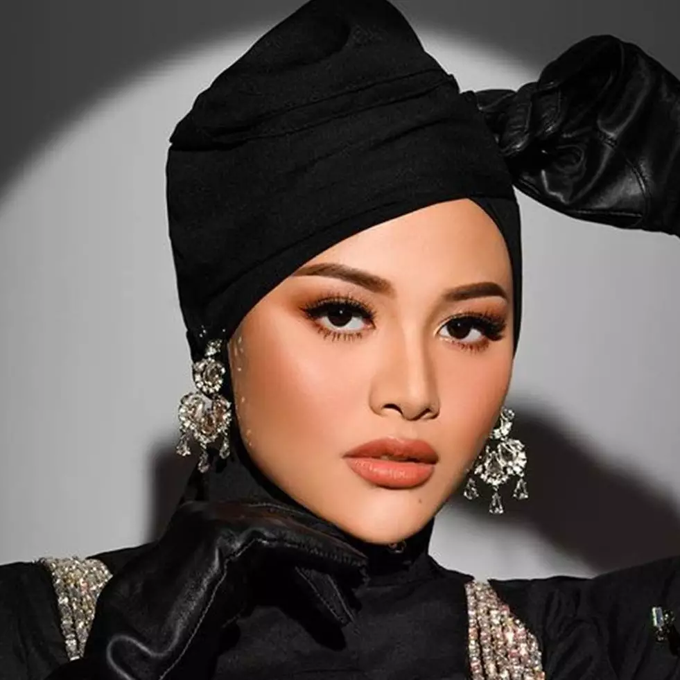 7 Momen Aurel Hermansyah dapat mobil impian dari suami, ungkapan Atta Halilintar ini bikin baper