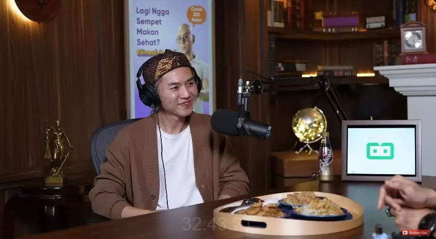 rafael jualan bakso aci © berbagai sumber