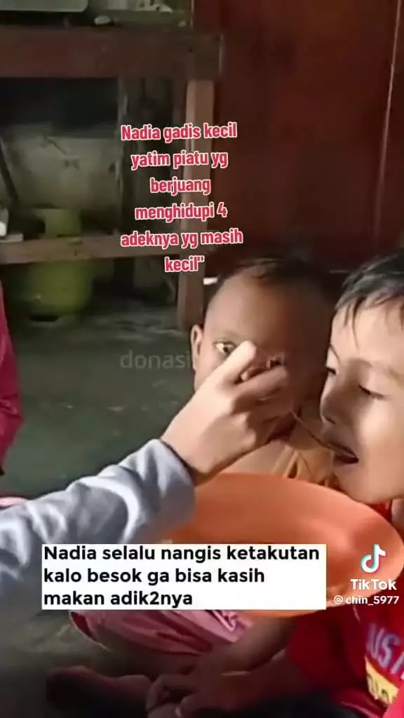 Kisah pilu gadis yatim rawat 4 adik sendirian © TikTok