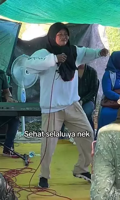 momen nenek nyanyi enerjik banget TikTok