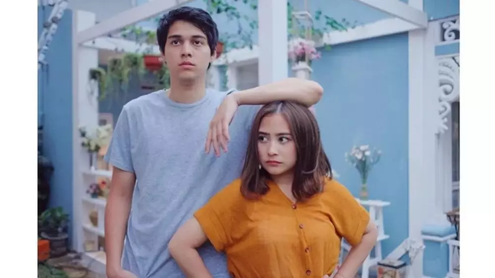 tanggapan prilly untuk maxime bouttier © berbagai sumber