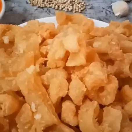 Cara goreng kikil krispi agar makin gurih dan tak keras, cukup tambah 1 bahan dapur