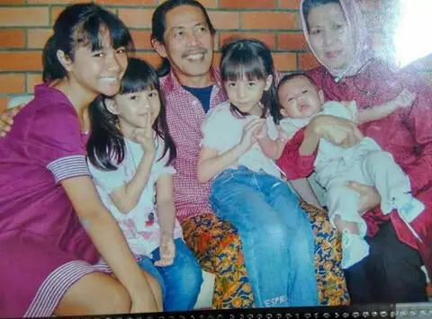 acil bimbo kakek kyla dan zara JKT48 © berbagai sumber