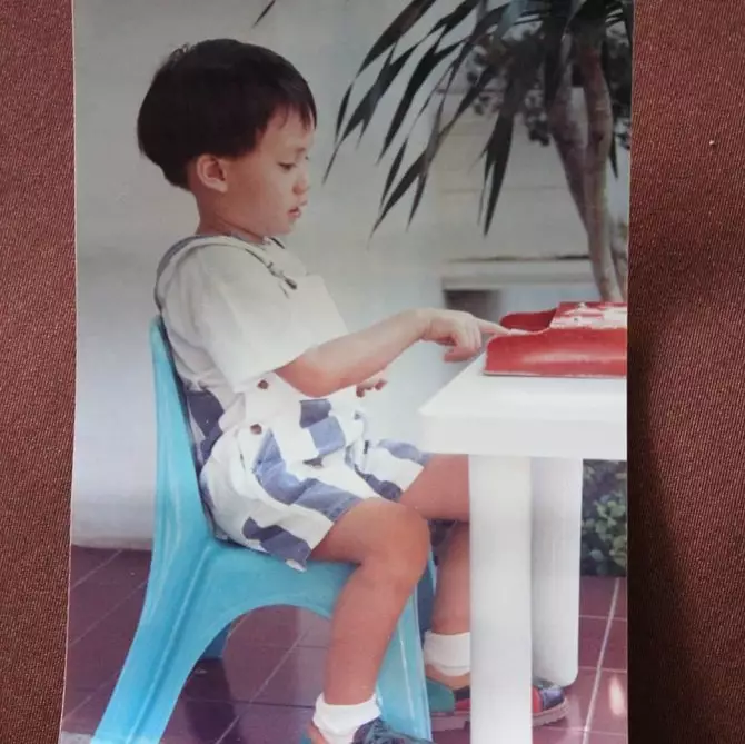 bocah lugu dulu jualan nasi uduk © berbagai sumber