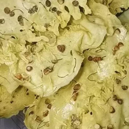 Cara bikin adonan peyek renyah dan tak menyerap minyak ini cuma pakai rendaman 1 jenis bubuk 