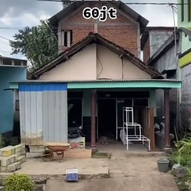 Modal Rp 60 juta rumah di Malang ini bisa berubah drastis usai direnovasi, ini potret transformasinya