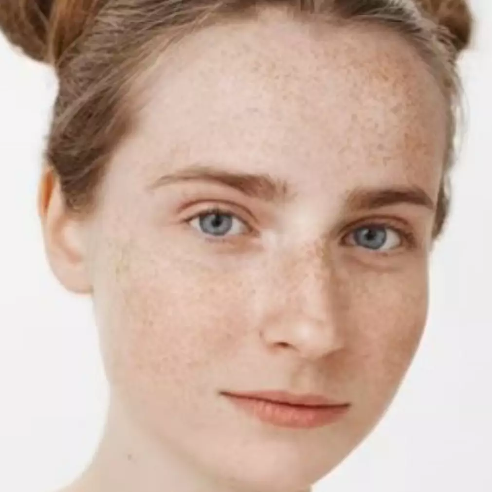 Tak perlu laser wajah, begini cara menghilangkan flek dan noda hitam pakai masker dari 2 jenis buah