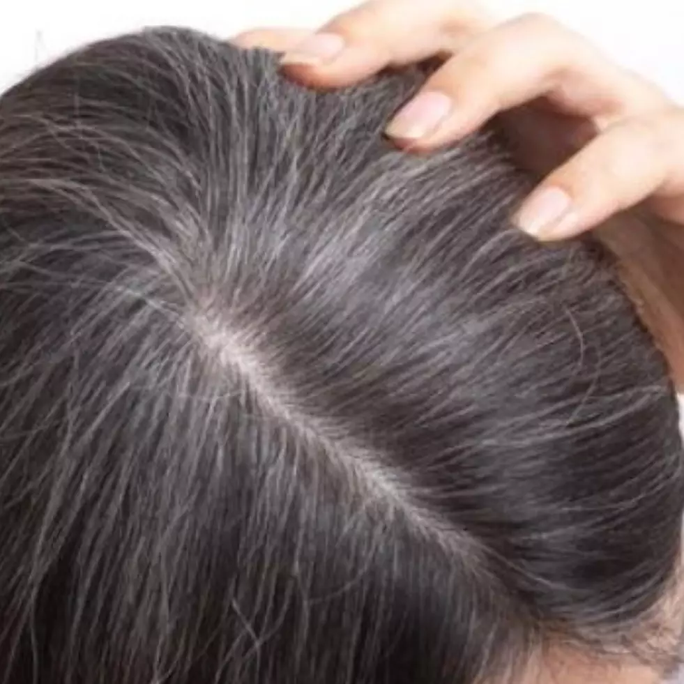 Tanpa semir dan urang-aring, ini trik menghitamkan rambut beruban pakai 1 jenis minuman