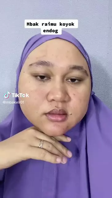 makeup pipi tirus © TikTok