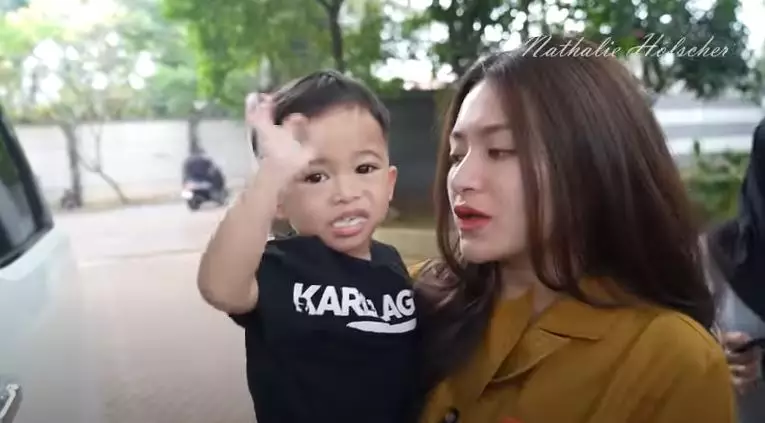 Nathalie Holscher blak-blakan soal biaya sekolah anak © 2023 brilio.net