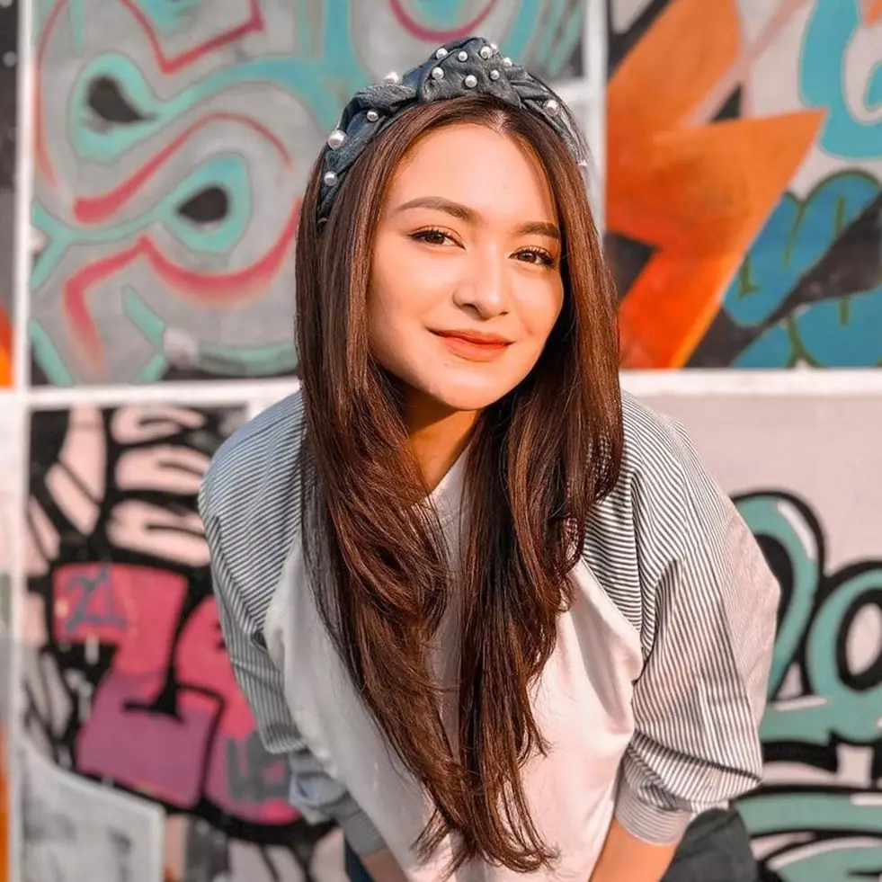 Blak-blakan bongkar biaya sekolah anak capai puluhan juta, Nathalie Holscher tuai kritik warganet