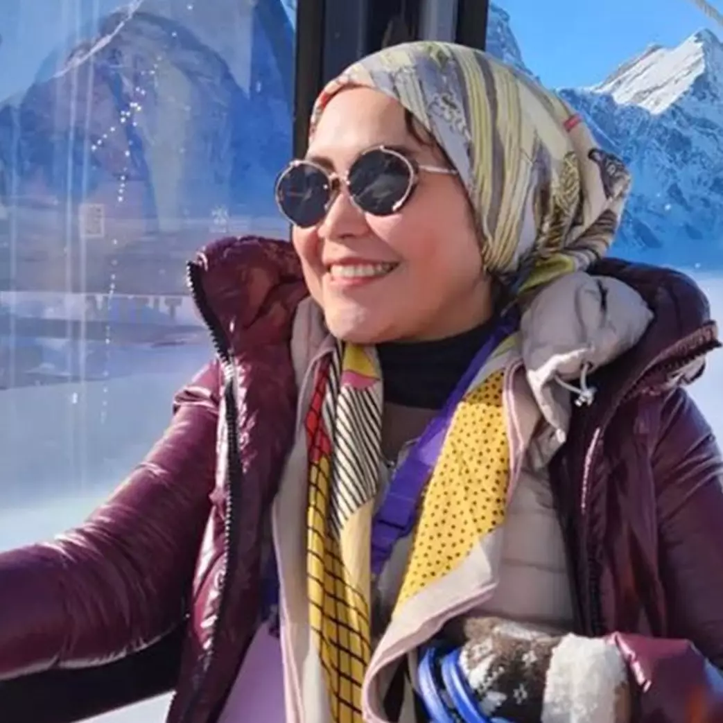 Makin awet muda dan glowing di usia 50 tahun, intip rahasia Umi Kalsum jaga kecantikan kulit wajah