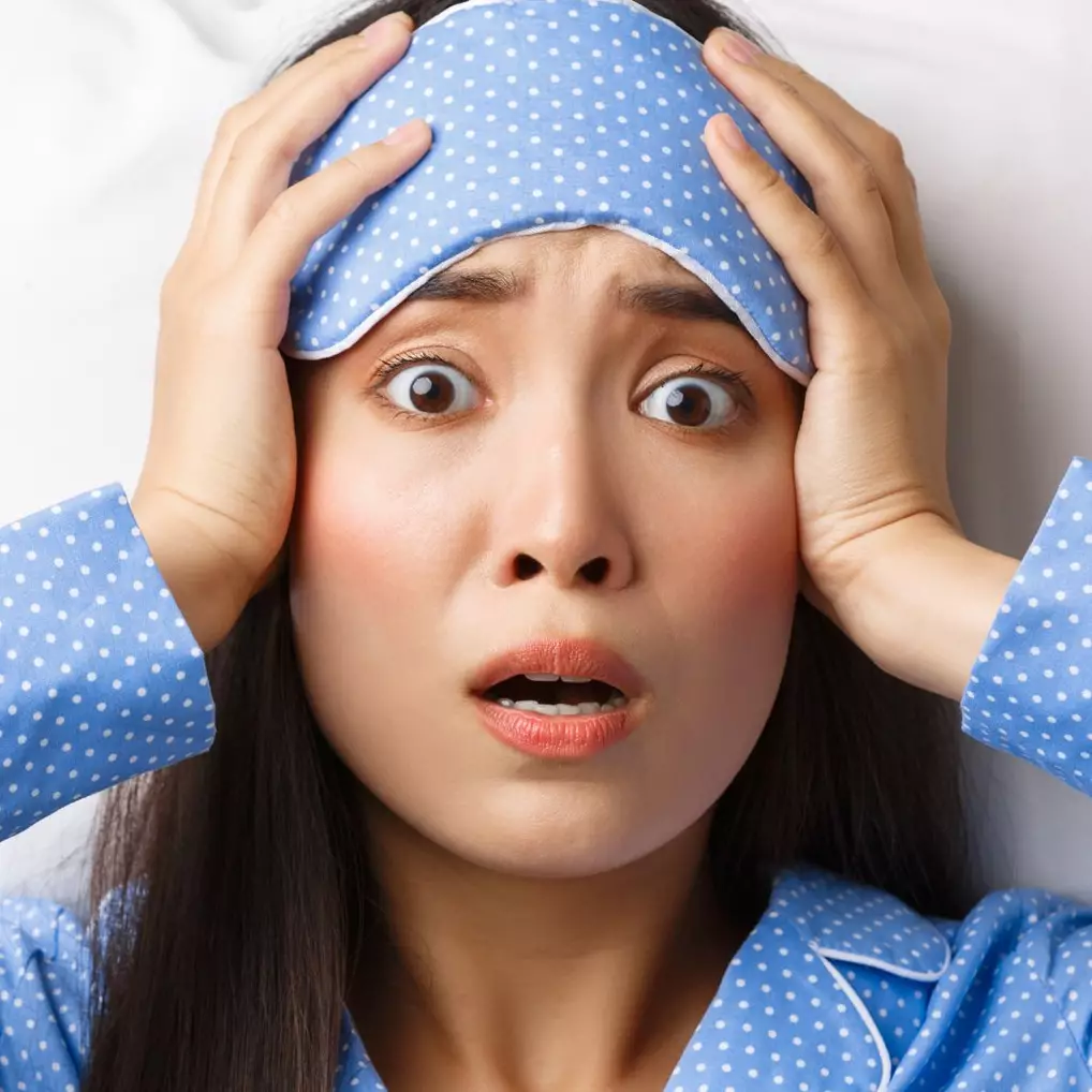 Nggak cuma pakai kunyit, ini cara pudarkan mata panda agar kembali fresh hanya pakai 2 bahan alami