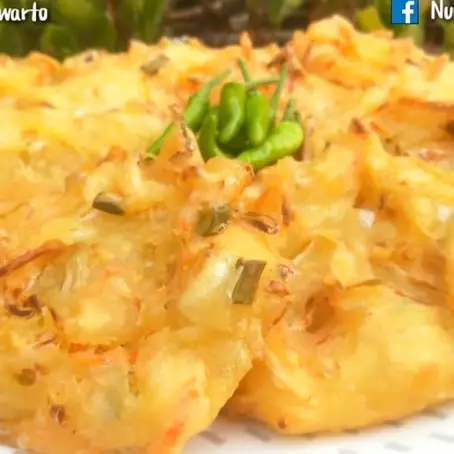 Cara membuat bakwan sayur tebal dan renyah hingga seharian tanpa baking powder, cukup tambah 1 bahan