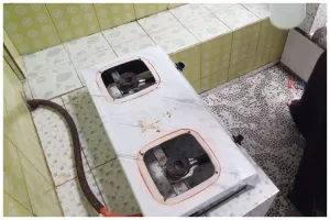 Pakai 2 bahan masak, begini cara membersihkan noda membandel dan sisa minyak di keramik dapur