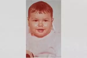 Bocah berparas bule ini gedenya artis era 80-an, kini usianya 53 tahun disebut menolak tua