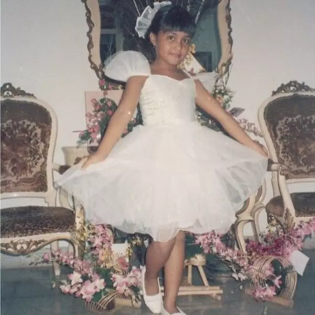 Denada penyanyi jadi instruktur zumba © 2023 brilio.net Denada penyanyi jadi instruktur zumba © 2023 brilio.net