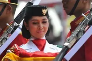 11 Potret terbaru Muvida Pratiwi Paskibraka pembawa baki di Istana Negara, kini pilih jadi selebgram