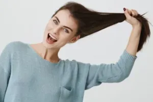 Bukan dengan minyak kelapa, ini trik menumbuhkan dan memperkuat akar rambut pakai 1 jenis buah