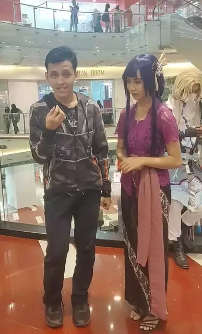 Momen kocak pria wawancara cosplayer cantik TikTok