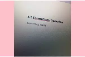 11 Potret kocak tulisan nyeleneh tugas mahasiswa ini definisi butuh healing segera, bikin tepuk jidat