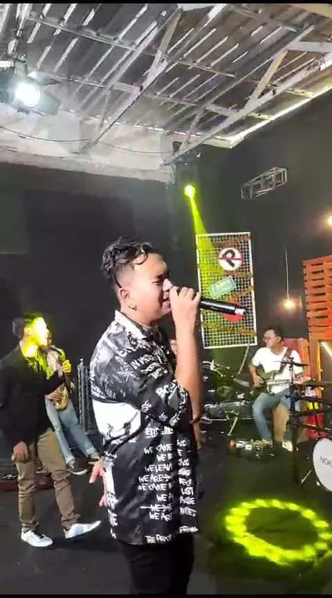 Kisah Vicky Prasetyo ciptakan lagu Rungkad dalam hitungan menit © 2023 brilio.net