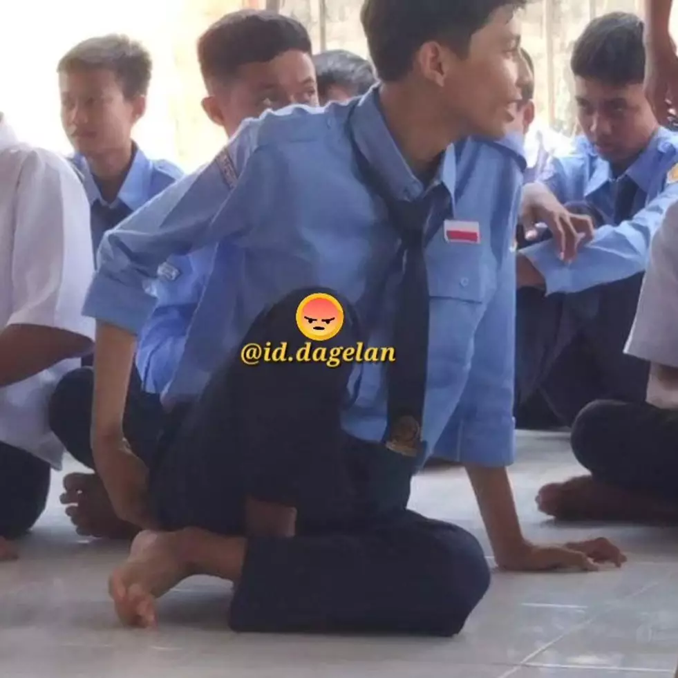 Beginilah kalau murid salah fokus saat beli seragam, 10 potret lucunya bikin tepuk jidat