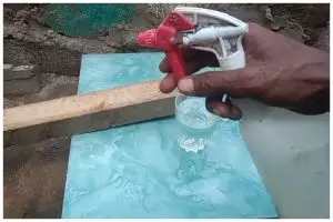 Trik mengusir rayap di pintu maupun perabot kayu, sederhana cuma pakai 2 bahan dapur