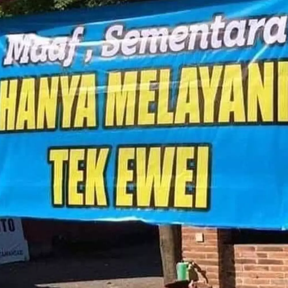 11 Tulisan lucu pada toko ini kelewat absurd, ada yang bahasa Inggris tapi ejaannya bikin tepuk jidat