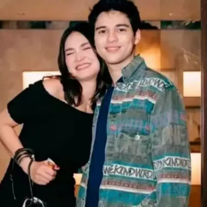 11 Momen Luna Maya dan Maxime Bouttier liburan ke luar negeri, kemesraannya bak pengantin honeymoon