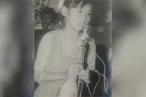 Bocah gedenya jadi penyanyi top ini cicit pahlawan nasional, pernah hidup sederhana di rumah bambu