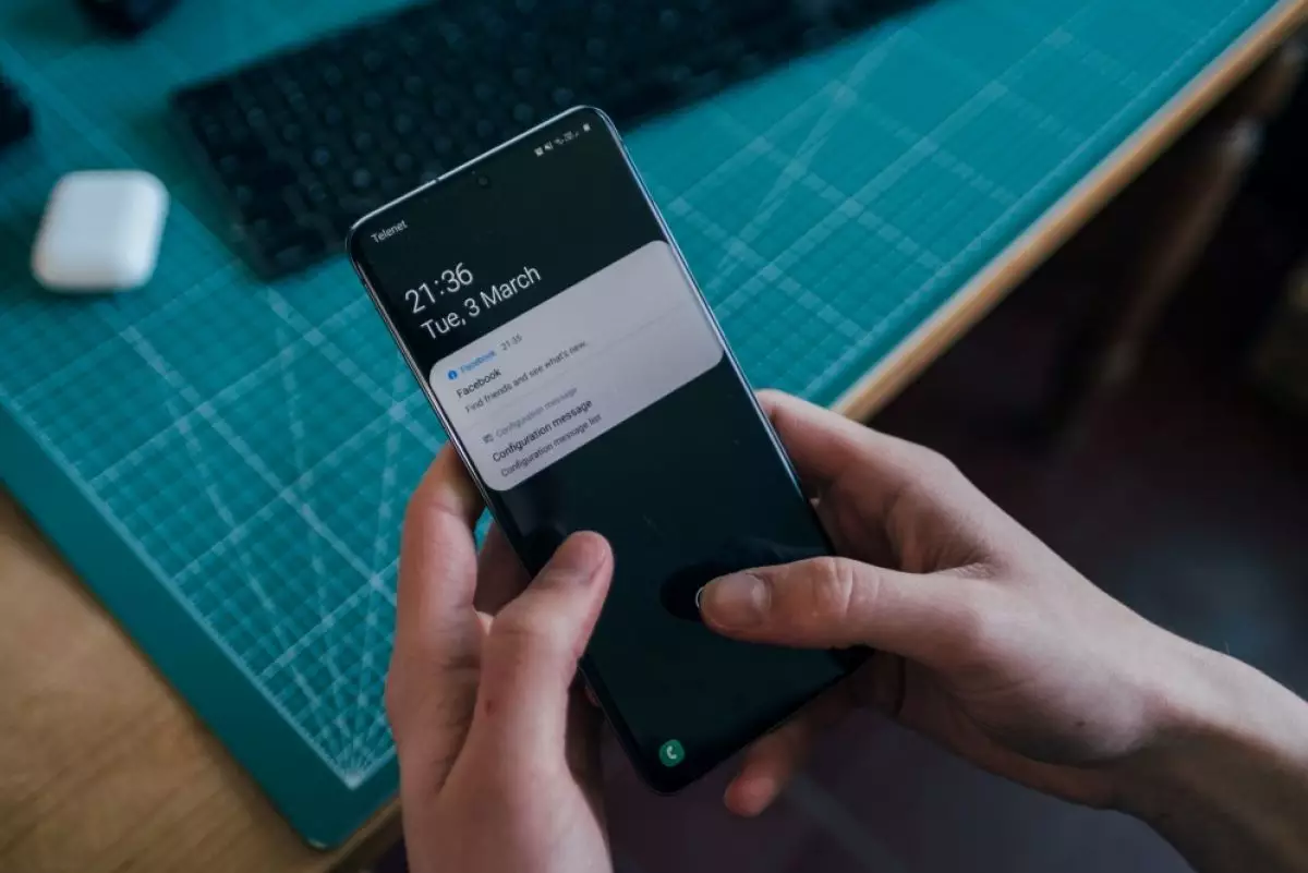 3 Cara menghapus notifikasi secara otomatis di ponsel Android menggunakan aplikasi pihak ketiga