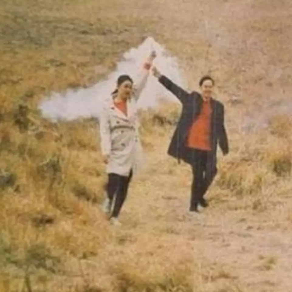 Pasangan prewedding Bromo minta maaf usai rugikan negara, tuntut balik pengelola karena kelalaian