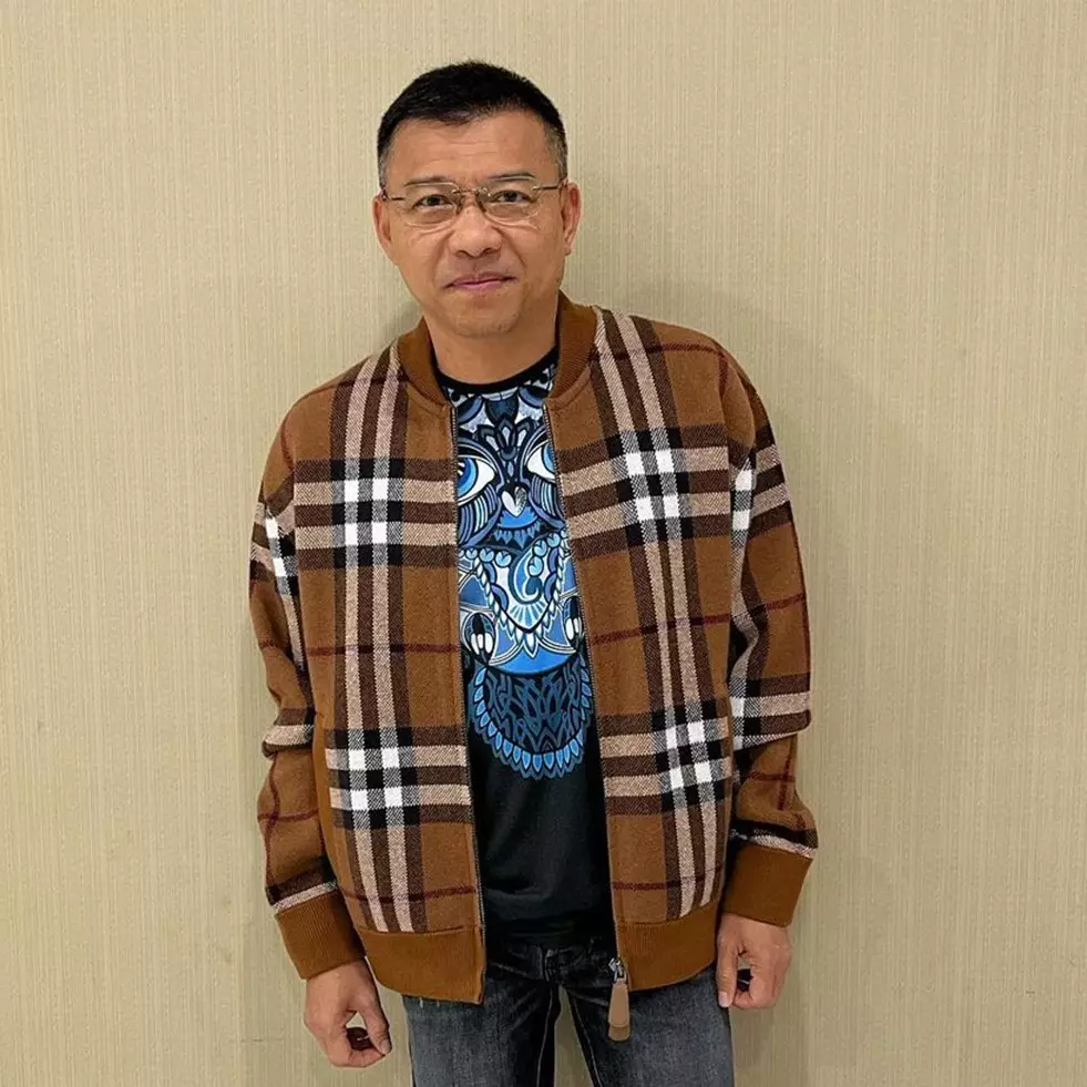 9 Potret masa muda Anang Hermansyah ini manglingi banget, wajahnya disebut mirip Arsya anak bungsunya