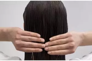 Tak perlu yoghurt, ini trik atasi rambut berminyak agar tak timbul ketombe pakai 2 jenis biji-bijian