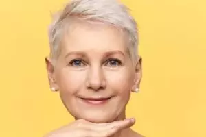 Tak hanya pakai yoghurt, ini trik pudarkan kerutan pada wajah dengan tambahan 1 jenis bahan minuman