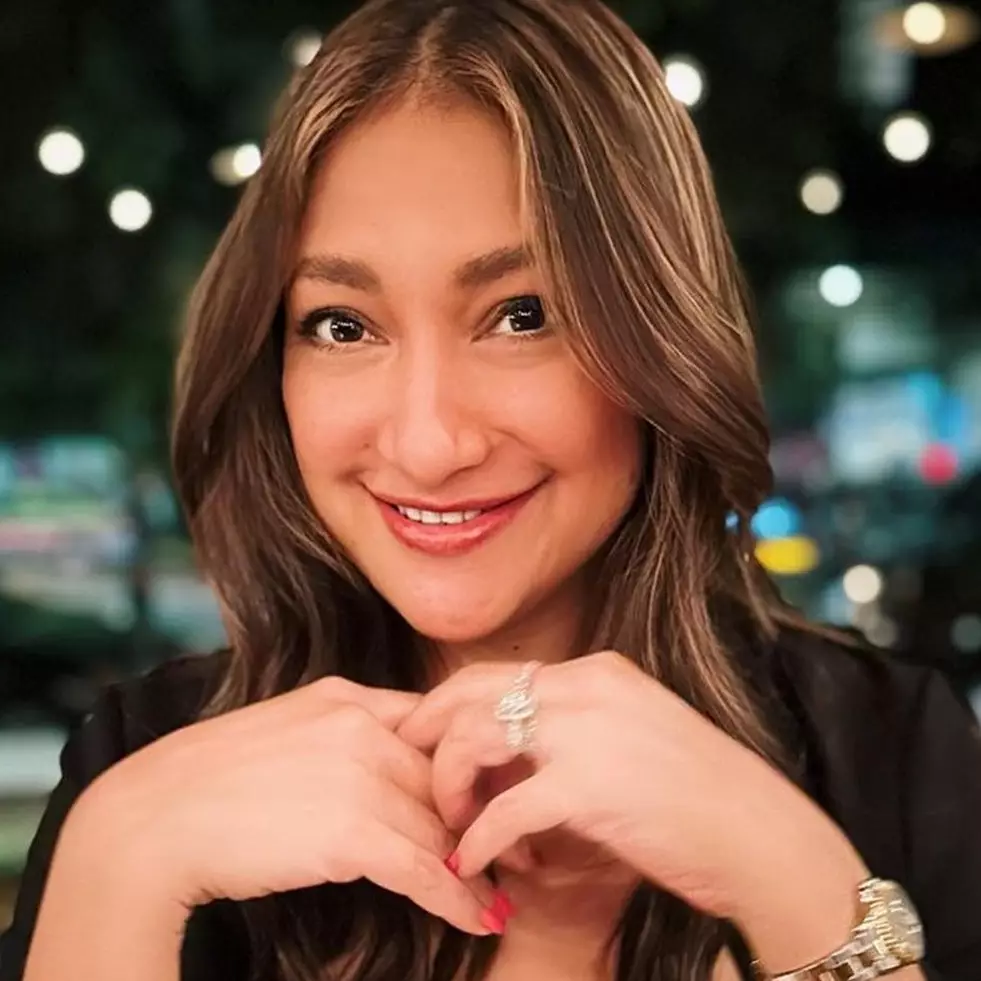 Penampilan bikin salfok meski sudah kepala empat, begini 9 momen perayaan ultah Rahma Azhari ke-42