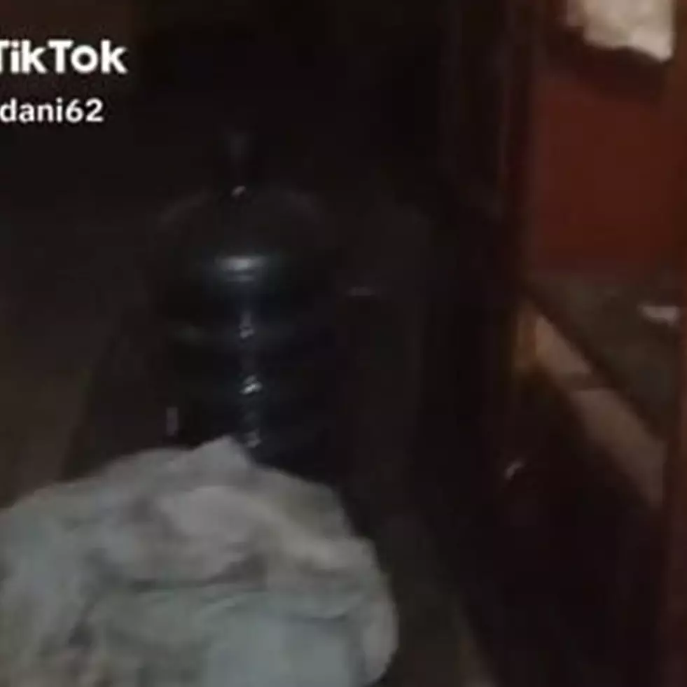 Pekerja pabrik ini tinggalkan indekos berbulan-bulan, pas lihat penampakan dalamnya bikin melongo