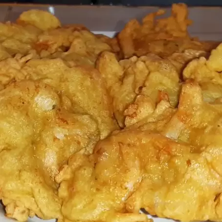 Tanpa baking soda, begini trik bikin bakwan udang yang renyah tahan lama meski sudah dingin