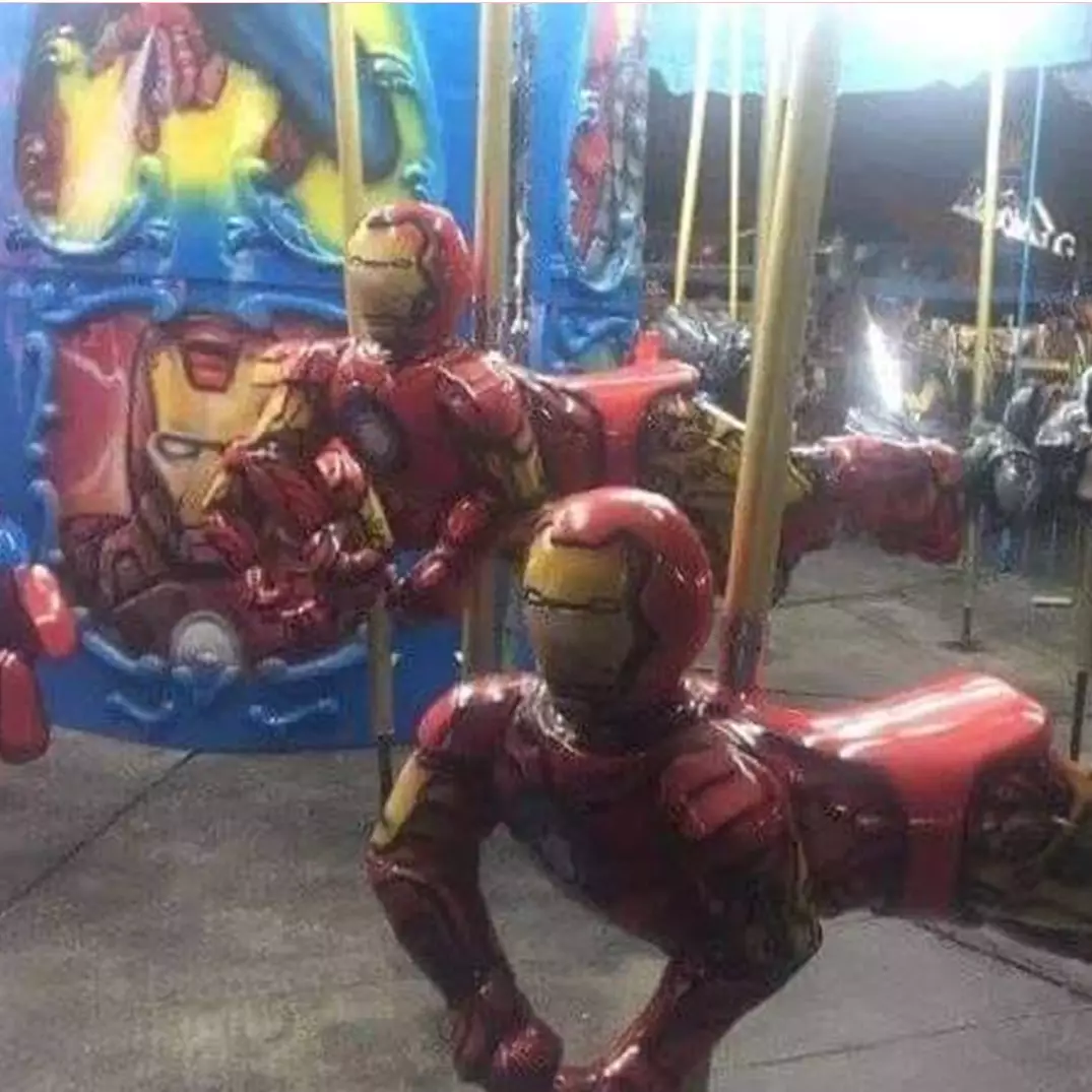 11 Potret kocak bentuk komidi putar ini desainnya absurd abis, bikin mikir keras