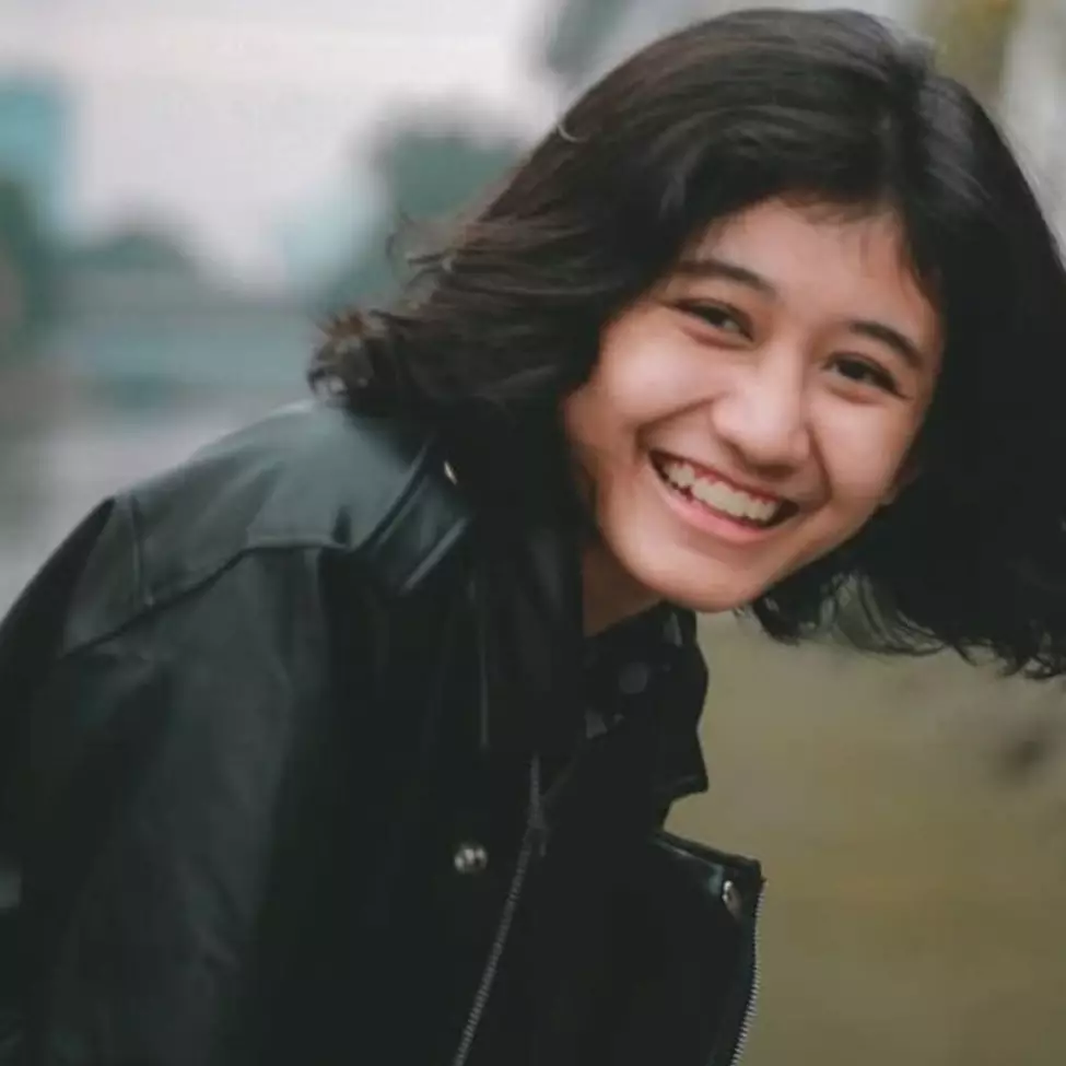 8 Potret transformasi Amel 'kembaran' Nike Ardilla dari awal viral, kini kerap dandan jadi gadis anime