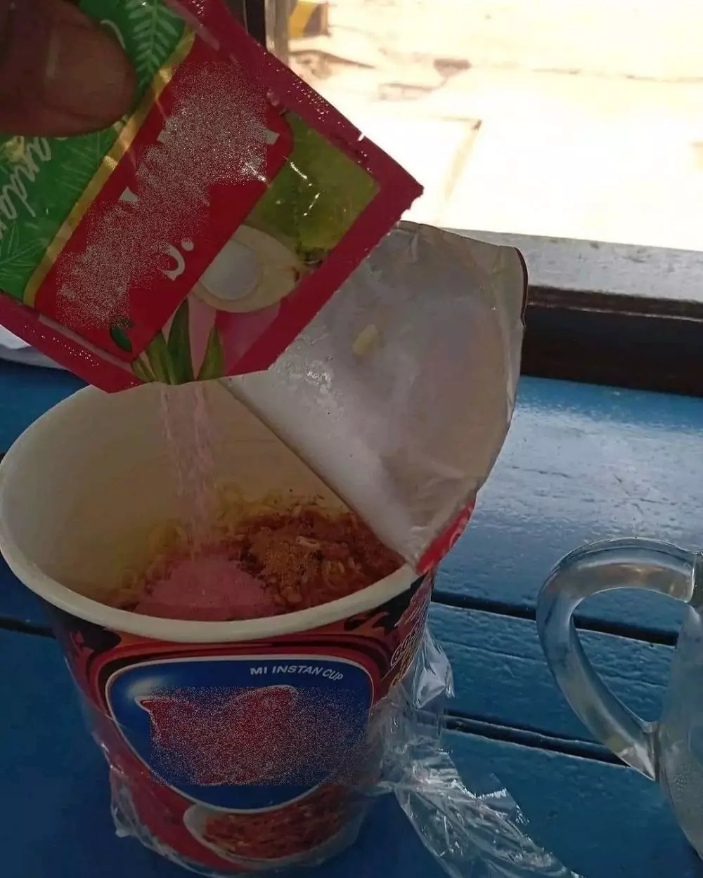 cara nikmati makanan kocak © berbagai sumber cara nikmati makanan kocak © berbagai sumber