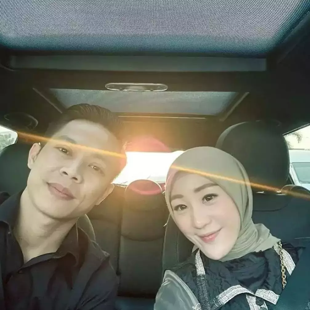 Izin keluar rumah tanpa didampingi staf dan suami, Larissa Chou tulis surat terbuka untuk Ikram Rosadi