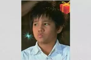 Bocah culun di serial Jungkir Balik Dunia Sissy kini pilih kerja kantoran, intip 11 potret terbarunya