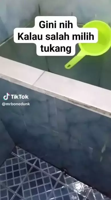 salah pasang wc © TikTok salah pasang wc © TikTok