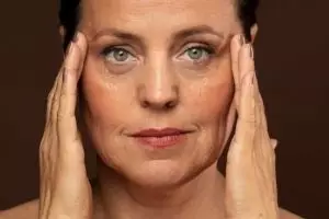 Tanpa aloe vera, ini trik bikin wajah tampak muda dan bebas kerut pakai face oil dari 1 jenis sayuran