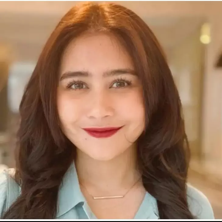 Penampilan lawas 7 seleb di kartu pelajar ini bikin pangling, paras Ashanty bak fotocopy Arsy