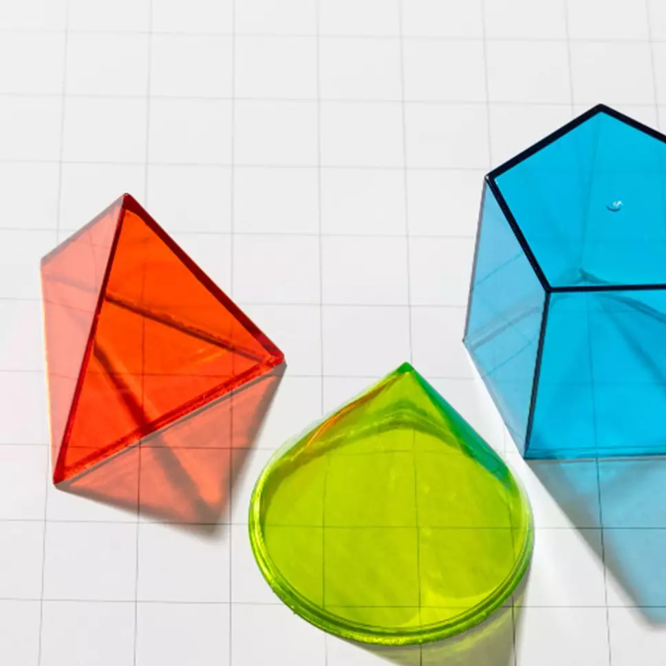 Rumus volume prisma segi lima, lengkap dengan pengertian, ciri, dan cara pengerjaannya