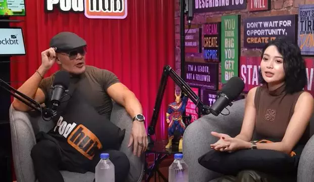 Cerita Wika Salim bucin sampai rela ditipu ratusan juta © 2023 brilio.net Cerita Wika Salim bucin sampai rela ditipu ratusan juta © 2023 brilio.net